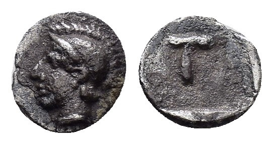 ARKADIA. Tegea.(Circa 423-400 BC).Tetartemorion.

Obv : Helmeted head of Athena ...