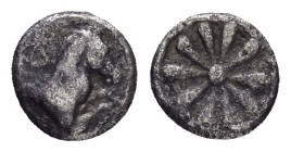 AEOLIS. Kyme.(6th century BC). Hemiobol.

Obv : Forepart of horse right.

Rev : Floral pattern.
SNG Copenhagen 34.

Condition : Very fine.

Weight : 0...
