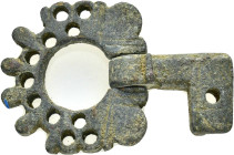 ANCIENT ROMAN BRONZE KEY.

Weight : 12.1 gr
Diameter : 38 mm