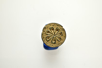 ANCIENT ROMAN BRONZE STAMP SEAL.(1st-2nd century).Ae.

Weight : 7.5 gr
Diameter :23 mm