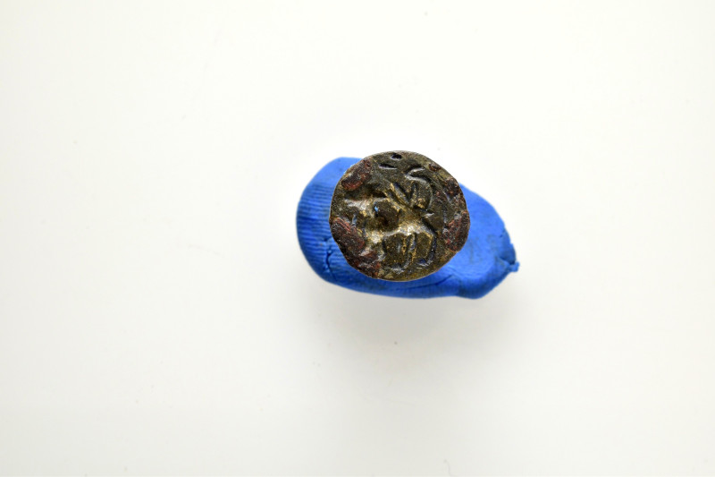 ANCIENT ROMAN BRONZE STAMP SEAL.(1st-2nd century).Ae.

Weight : 8.5 gr
Diameter ...