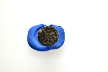 ANCIENT ROMAN BRONZE STAMP SEAL.(1st-2nd century).Ae.

Weight : 25.5 gr
Diameter : 40 mm