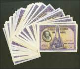 Conjunto de 41 billetes de 100 Pesetas emitidos el 15 de Agosto de 1928, sin serie y con la serie A (Edifil 2021: 355, 355a). EBC-/MBC-. A EXAMINAR.