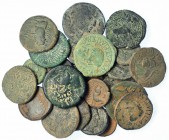 Lote de 28 monedas ibéricas e ibero-romanas. 23 ases y 5 semis y cuadrantes. Norte y noreste peninsular. De BC- a MBC.