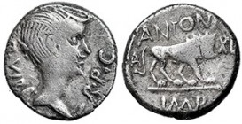 FULVIA, primera esposa de Marco Antonio. Quinario. Lugdunum (39-34 a.C.). R/ León a der. entre A y XL(I); ANTONI IMP. SB-4. CRAW-489/5. MBC-/BC+. Muy ...