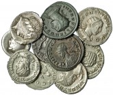 Lote de 10 monedas: 2 denarios de República Romana, anónimo y Crepusia; 1 de Alejandro Severo y 7 antoninianos, Filipo I, Otacilia Severa, Filipo II, ...