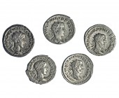 Lote de 5 monedas: denario, Gordiano III y antoninianos de: Gordiano III, Filipo I, Filipo II y Trajano Decio. MBC+/EBC-.