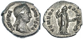 SABINA, esposa de Adriano. Denario. Roma (134-136). A/ Busto diademado y drapeado a der. R/ Venus sosteniendo manzana; VENERI GENETRICI. RIC-396. CH-7...