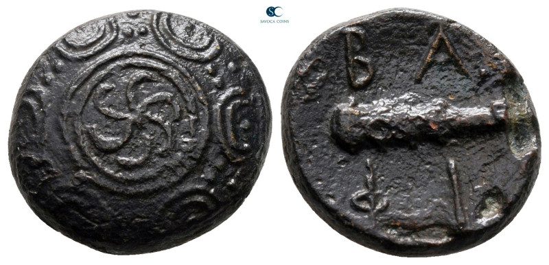 Kings of Macedon. Uncertain mint. Philip V 221-179 BC. 
Bronze Æ

16 mm, 5,11...