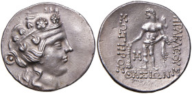 ISOLE DELLA TRACIA Thasos Tetradracma (dopo il 146 a.C.) Busto di Dioniso a d. - R/ Eracle stante a sinistra - cfr. SNG Cop. 1040 e segg. AG (g 16,77)...