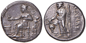 CILICIA Nagidos - Statere (circa 380-360 a.C.) Afrodite seduta a s. sacrificante su altare - R/ Dioniso stante a sinistra - cfr. SNG Cop. 178 segg. AG...