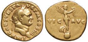 Vespasiano (69-79) Aureo - Testa laureata a d. - R/ La Vittoria alata in piedi sul globo a d. - RIC 361 AU (g 7,09) Piccole limature al bordo ed una a...