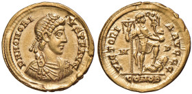 Onorio (393-423) Solido - Busto diademato e drappeggiato a d. - R/ L’imperatore stante a d. - RIC 35c AU (g 4,41)
qFDC