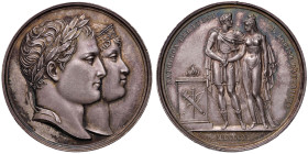 Medaglia 1810 Matrimonio a Parigi di Napoleone con Maria Luisa - Opus: Andrieu per il D/, Brenet per il R/ - Bramsen 954 - AG (g 18,43 - Ø 32 mm) Molt...
