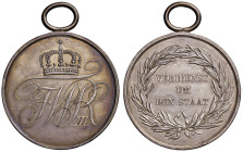 Medaglia 1810 Medaglia al merito prussiana D/ Iniziali di Federico Guglielmo III, re di Prussia, sormontate da corona - R/ Tra due rami di alloro intr...