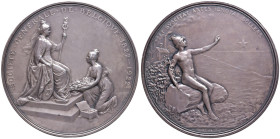BELGIO Medaglia 1922 - “100° Anniversario della Società Generale Belga”. G. Devreese - Vancraenbroeck 56 AG (g 132,00 - Ø 75 mm). Bellissima medaglia ...