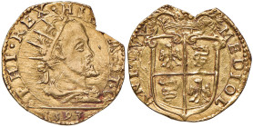 MILANO Filippo II (1556-1598) Doppia 1593 stemma con aquila ad ali chiuse - MIR 301/10 AU (g 6,29) RR Mancanza di metallo. Graffi al D/
BB
