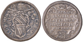 Clemente XII (1730-1740) Giulio 1730 del Possesso - Munt. 61 AG (g 3,00) RR Bella patina. Tutte le prime monete battute nel pontificato di Clemente so...