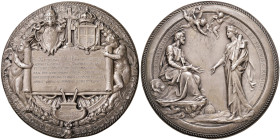 Pio XI (1922-1939) Medaglia 1929 per il Concordato con lo Stato italiano - Opus: Farè - AG (g 735 - Ø 100 mm) RRR Una imponente e splendida medaglia, ...