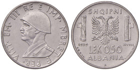 Vittorio Emanuele III (1900-1946) Albania - 0.50 Lek 1939 Prova - Luppino PP324 AC (g 6,21) RRRR Nell’Asta Nomisma 50 del 2014, lotto 481, un esemplar...