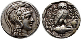 Attika. Athen 
Tetradrachme des neuen Stils um 100-115 v. Chr. Athenakopf im attischen Helm nach rechts / Eule auf liegender Amphora von vorn, links ...