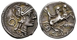 Cloulius. T. Cloelius. Denarius. 128 BC. Rome. (Ffc-572). (Craw-260/1). (Cal-435). Anv.: Head of Roma right, wreath behind, ROMA below. Rev.: Victory ...