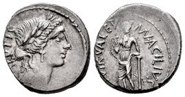 Acilius. Man. Acilius Glabrio. Denarius. 55 BC. Rome. (Ffc-94). (Craw-442/1a). (Cal-66). Anv.: Laureate head of Salus right, but (S)ALVATIS upwards be...