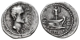 Domitius. Cn. Domitius L.f. Ahenobarbus. Denarius. 41 BC. (Ffc-683). (Craw-519/2). (Cal-546). Anv.: Head of Cn. Ahenobarbus right, AHENOBAR before. Re...
