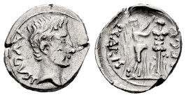 Augustus. P. Carisius. Quinarius. 25-23 BC. Emerita Augusta (Mérida). (Ric-1a). (Rsc-386). Anv.: AVGVST, bare head right. Rev.: P CARISI LEG, Victory ...
