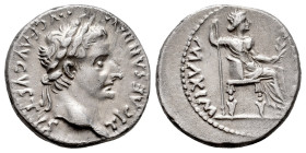Tiberius. Denarius. 14-37 AD. Lugdunum. (Ric-I 30). (Bmcre-48). (Rsc-16a). Anv.: TI CAESAR DIVI AVG F AVGVSTVS. laureate head to right. Rev.: (PONTIF)...
