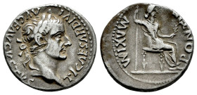Tiberius. Denarius. 14-37 AD. Lugdunum. (Spink-1763). (Ric-26). (Rsc-16b). Anv.: TI CAESAR DIVI AVG F AVGVSTVS. Cabeza laureada de Tiberio a derecha. ...