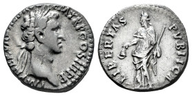 Nerva. Denarius. 96 AD. Rome. (Ric-II 19). (Bmcre-46). (Rsc-113). Anv.: IMP NERVA CAES AVG P M TR P COS III P P, laureate bust to right. Rev.: LIBERTA...