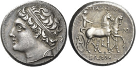 Syracuse
8 litrae circa 216-215, AR 6.75 g. Diademed head l. Rev. ΣΥΡΑΚΟΣΙOI – ΓEΛΩNOΣ Slow biga driven r. by Nike, holding reins with both hands; in...