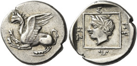 Thrace, Abdera
Drachm, magistrate Protes circa 411-385, AR 2.80 g. Griffin springing l. Rev. ΠP – Ω – TH – Σ Laureate head of Apollo l. All in linear...