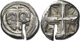 Delphi
Tridrachm circa 485-475, AR 18.36 g. ΔAΛΦI – KON Two rhytons downwards, in the form of ram’s heads side by side; above, two dolphins snout to ...