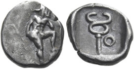 Arcadia, Phenus
Obol circa 450-425, AR 0.94 g. Hermes, with petasus, standing r., his l. foot on rock and resting his chin on his l. hand. Rev. Keryk...