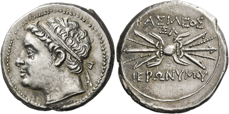 Syracuse
10 litrae circa 215-214, AR 8.40 g. Diademed head l. Rev. ΒΑΣΙΛΕΟΣ – I...
