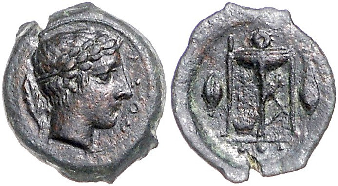 ITALIEN, SIZILIEN / Stadt Leontinoi, AE Trias (430-422 v.Chr.). Belorb. Apolloko...