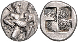 GRIECHENLAND, THRAKIEN / Insel Thasos, AR Drachme (463-411 v.Chr.). Ithyphallischer Satyr nimmt Nymphe. Rs.Quadratum incusum. 3,45g.
vz
Sear 1748; B...