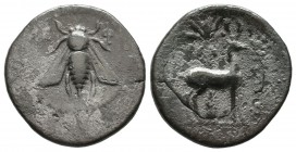Ionia. Ephesos . ΑΝΤΙΦΙΛΟΣ, magistrate 202-150 BC. AR Drachm (19mm, 3.75g). E-Φ; bee with straight wings / stag standing right; palm tree in backgroun...