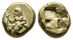 Mysia, Kyzikos. Circa 550-450 BC. EL Hekte – Sixth Stater (10mm, 2.66g). Nude male kneeling left, holding in his extended right hand a tunny fish by t...