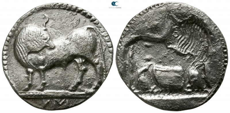 Lucania. Sybaris circa 520 BC. 
Nomos AR

25mm., 8,12g.

VM (= ΣΥ) Bull sta...