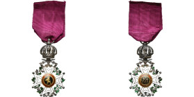 BELGIQUE, Ordre de Léopold, croix de chevalier en argent (centres en or), modèle militaire unilingue de la création par Dutalis en 1832, avec couronne...