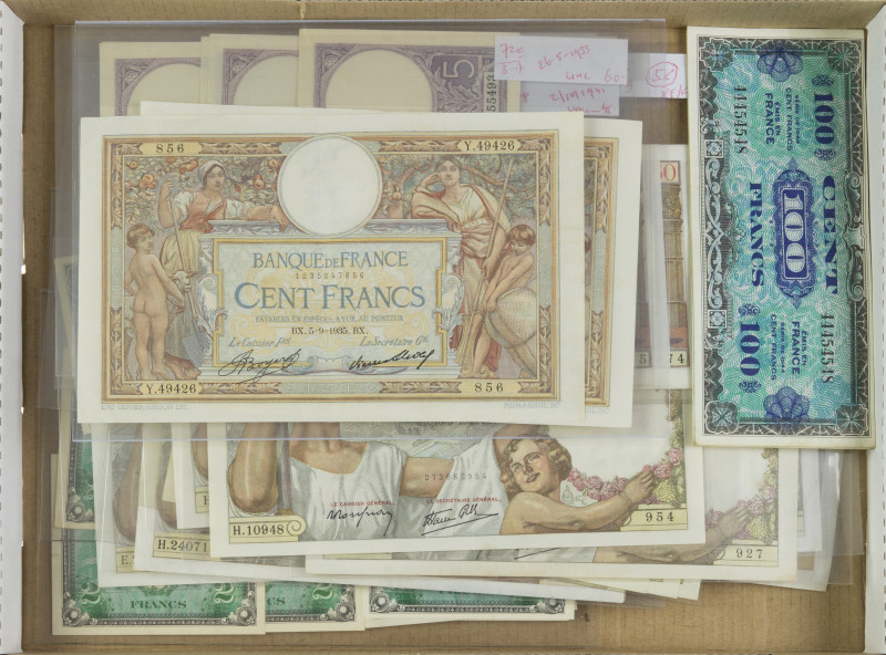 France - Box banknotes France among which 5 Francs 1933, 100 Francs 1935, 1000 F...