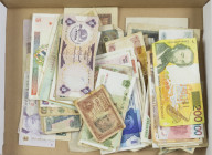 World - Small box banknotes world including Germany, Belgium, UAE, Turkey, Kenya, etc.