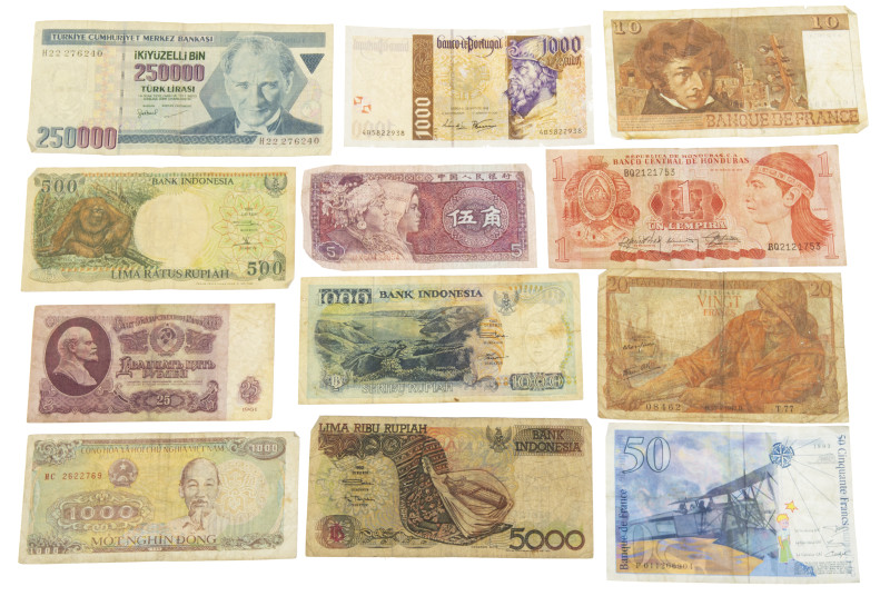 World - Small box banknotes world including Portugal, France, Indonesia, Hungary...