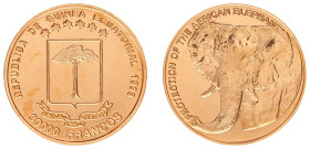 Equatorial Guinea - 30.000 Francs 1993 - Elephant protection (KM107, Fr.26) - Obv: National arms / Rev: African elephant facing slightly left - Gold, ...