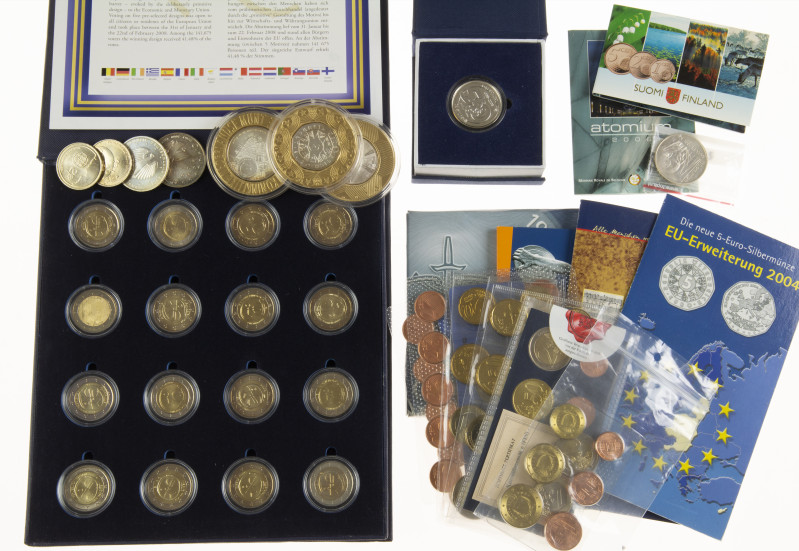 Euro's - Box with diff. Euro coins and Euro sets a.w. 5 Euro 2008 Belgium , 25 E...