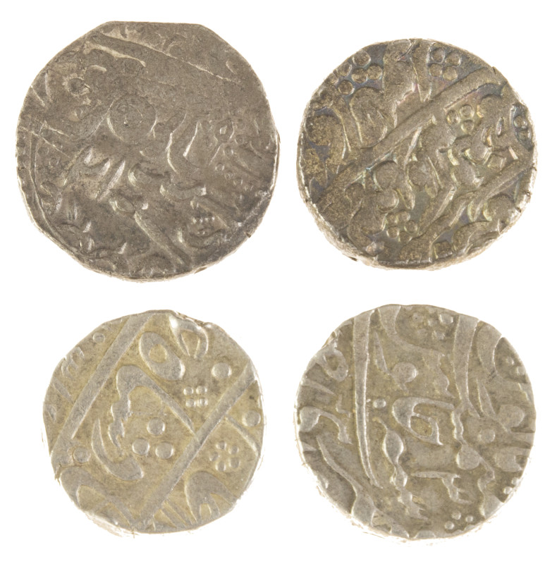 India - Lot with 4 coins incl. Jaipur incl. AR rupee (2) i.n.o. Alamgir II, Ry.3...