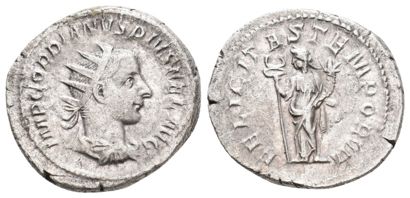 GORDIAN III, 238-244 AD. AR, Antoninianus. Rome. 3.18 g. 21.70 mm.